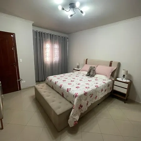 Linda Casa Na Penha Proximo Metro Shopping Facil Acesso Guarulhos E Arena Corinthians 圣保罗 Exterior photo